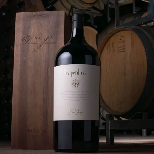 DON JUAN RESERVA SALMANAZAR BOTELLA DE 9 LITROS EN COFRE DE MADERA
